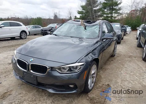2018 BMW 320I xDrive z USA, uszkodzony, nr VIN WBA8E5G56JNU46514